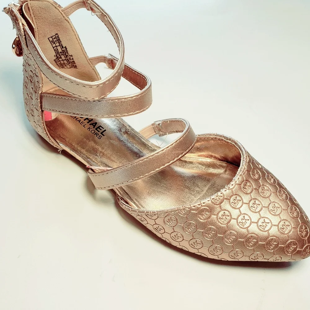 NEW! Michael Kors Flats